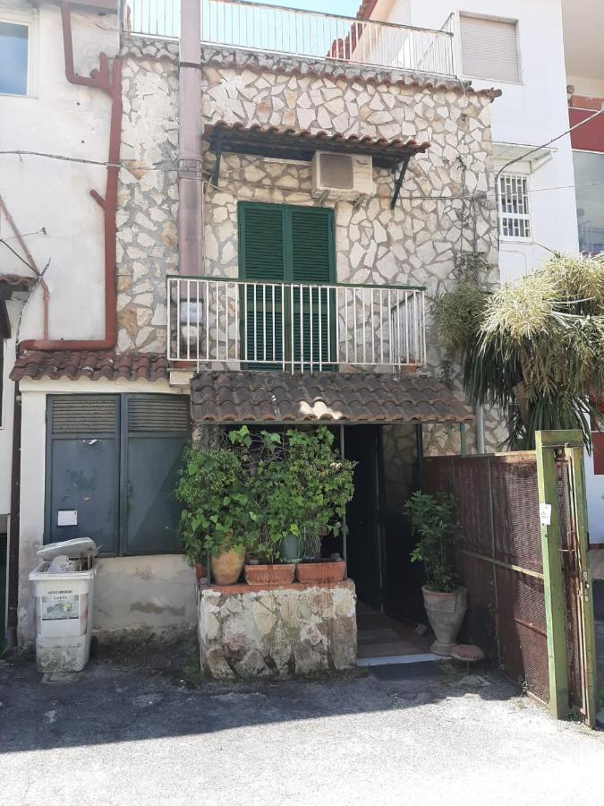 Villa Vesuvius Наполи Екстериор снимка