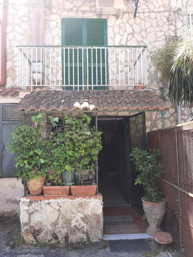 Villa Vesuvius Наполи Екстериор снимка